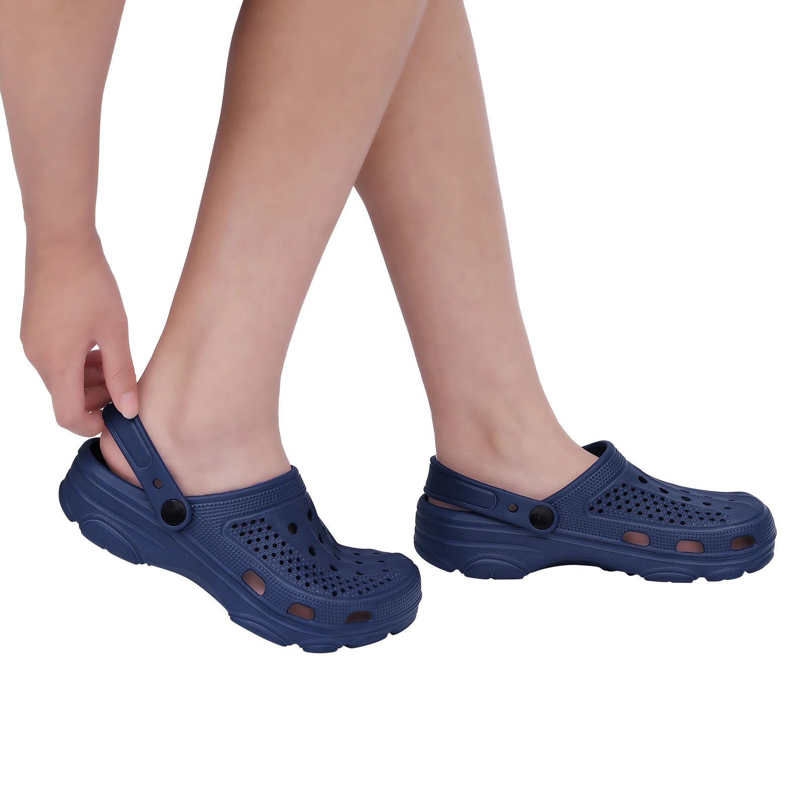 Breathable hole clogs for all activities 